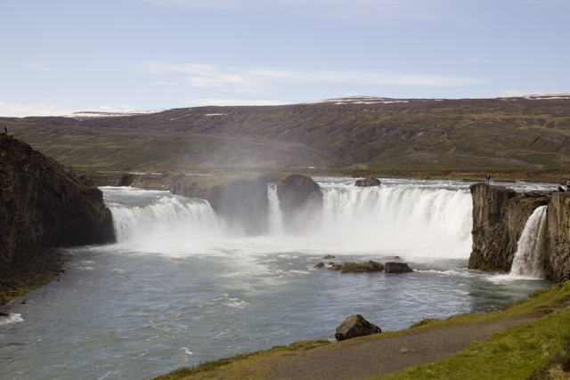 2011-07-02_10-42-44 island.jpg - Godafoss